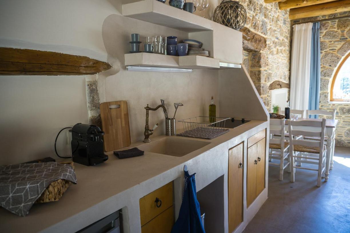 To Spiti Mas Appartement Soúgia Buitenkant foto