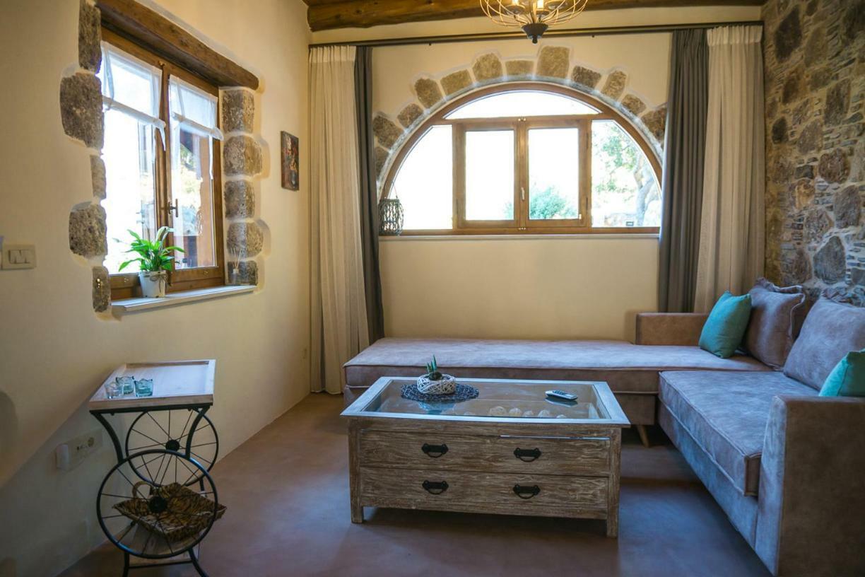 To Spiti Mas Appartement Soúgia Buitenkant foto