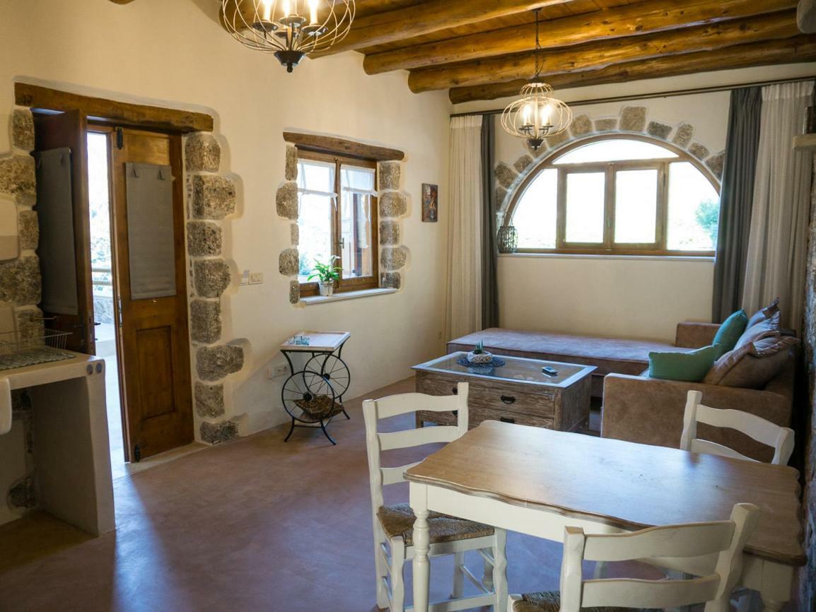 To Spiti Mas Appartement Soúgia Buitenkant foto